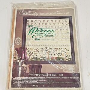 Vintage Williamsburg The‎ Farm Sampler Kit S-7201 Alphabet Paragon Needlecraft